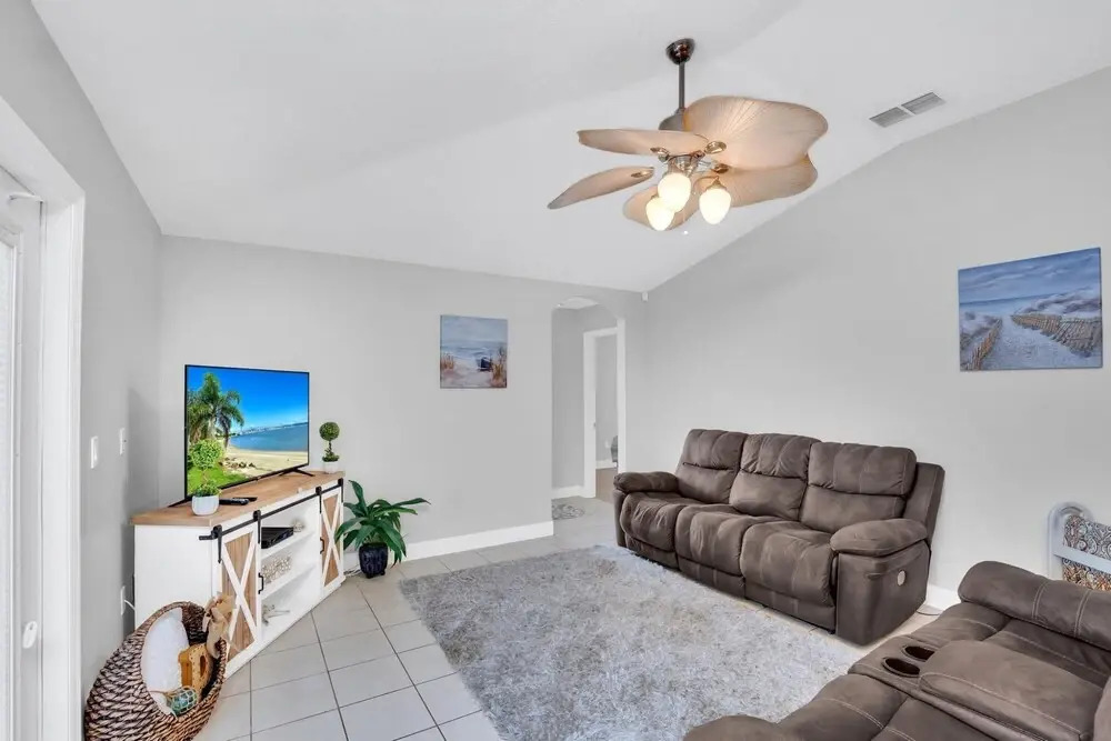 Brand New 4 BR Pool Home Near Lake Nona