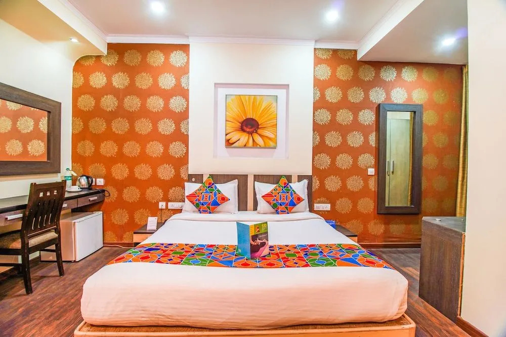 Fabhotel The Residency