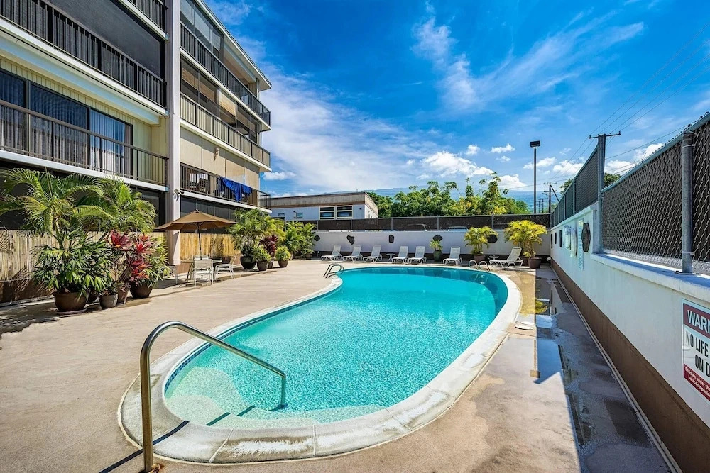 Kona Plaza#203