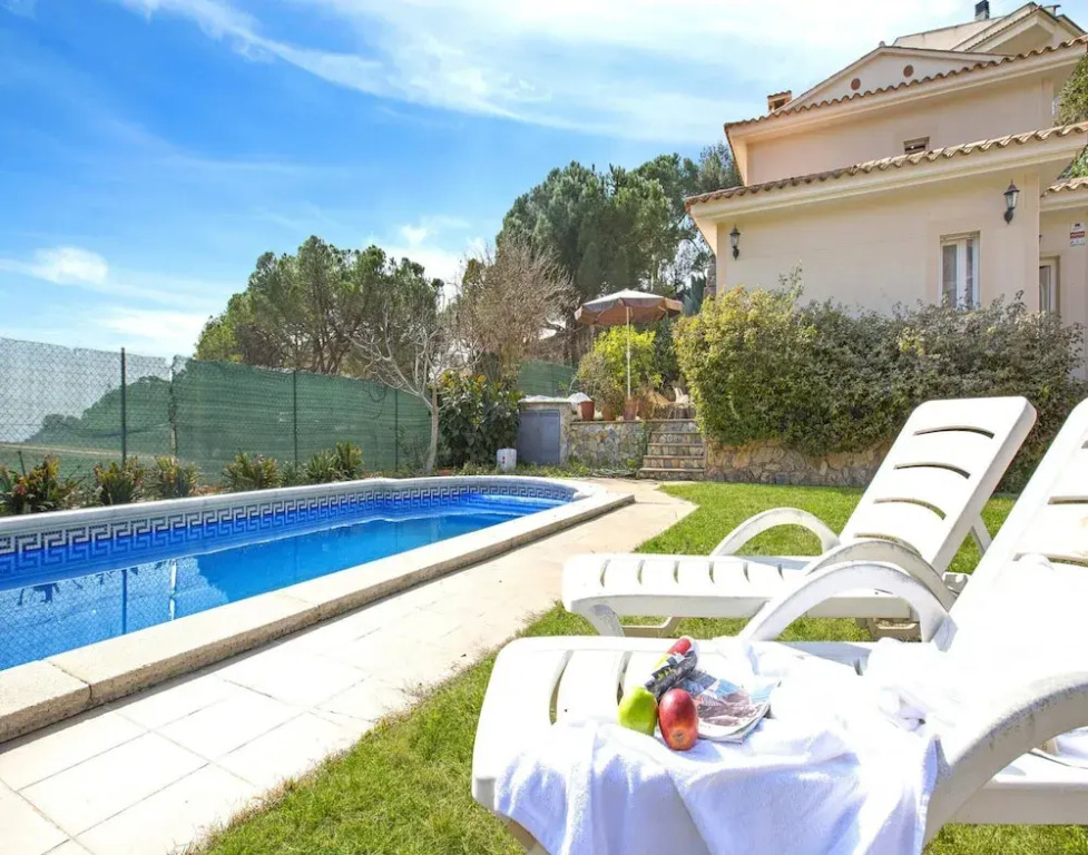 Villa in Spain Near Cala Canyelles Beach