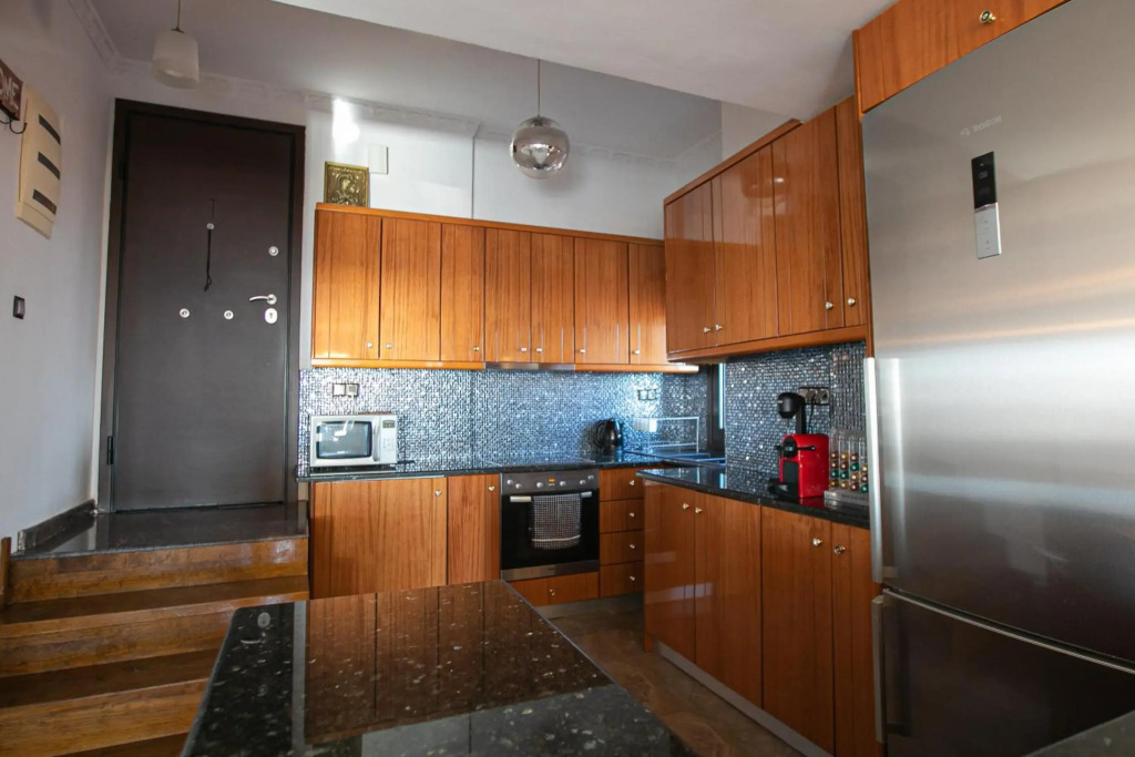 Stunning city view apt & parking space at Old town
