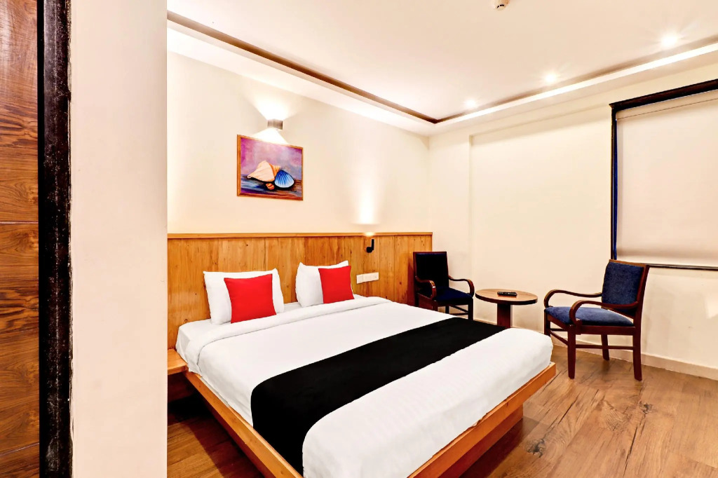 Capital O 33450 Hotel La Prosperite