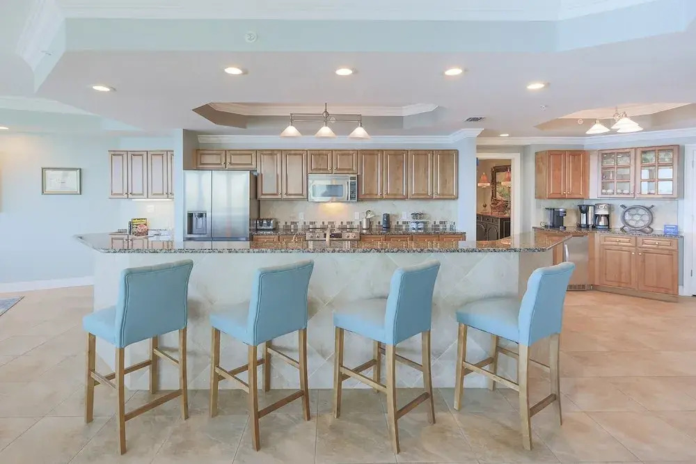 Phoenix On The Bay 1333 - Poseidon House 5 Bedroom Condo