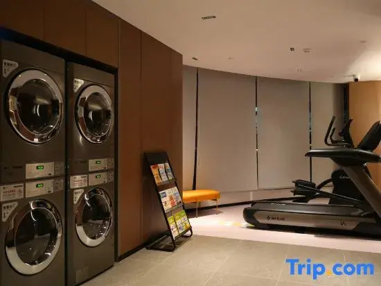 Home Inn Select (Chuxiong Nanhua High-speed Railway Station Hotel)