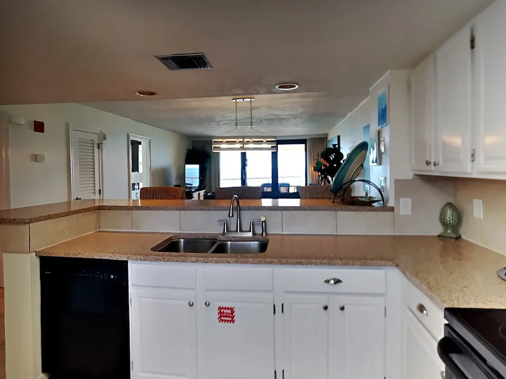 Serenity Cottage by Southern Vacation Rentals