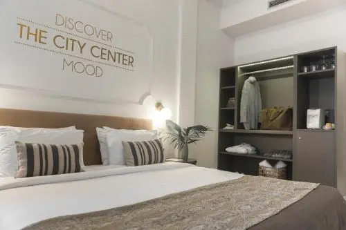 The Mood Luxury Rooms