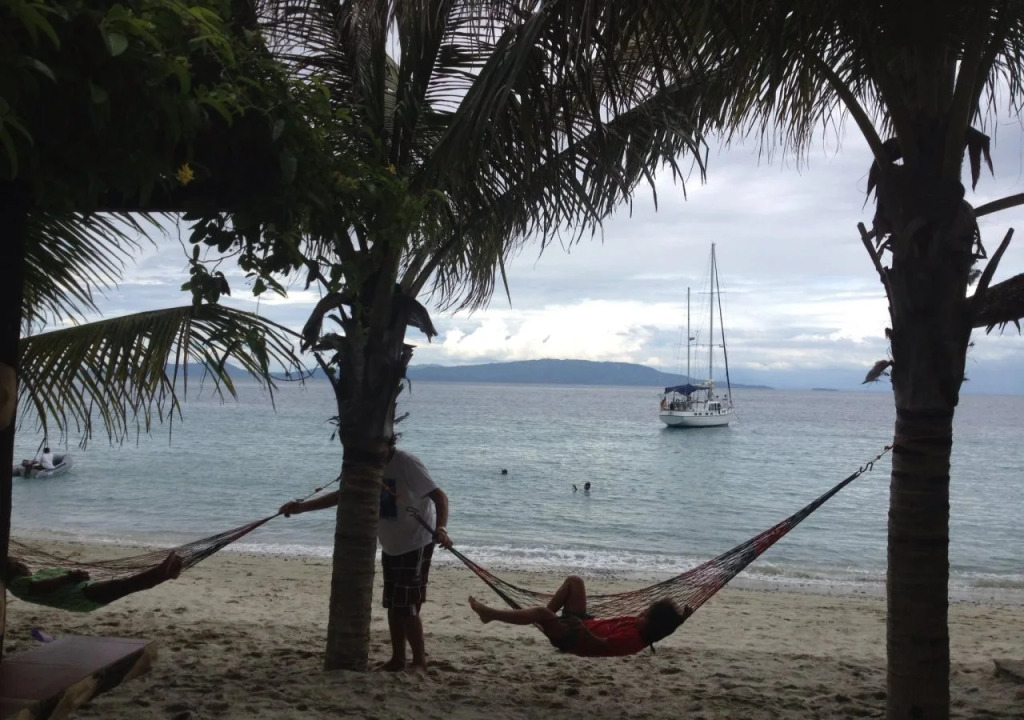 Bamboo House Beach Lodge & Restaurant