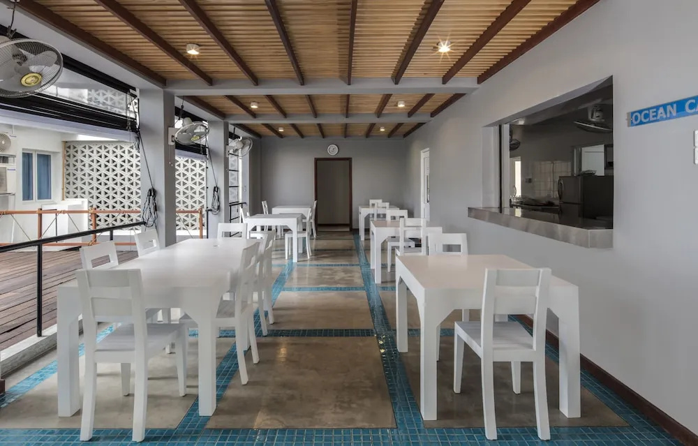 CASAMIA Oceanfront Condo Nilaveli