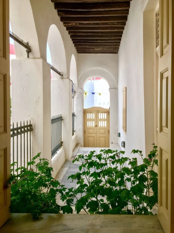 Cambanis Mansion