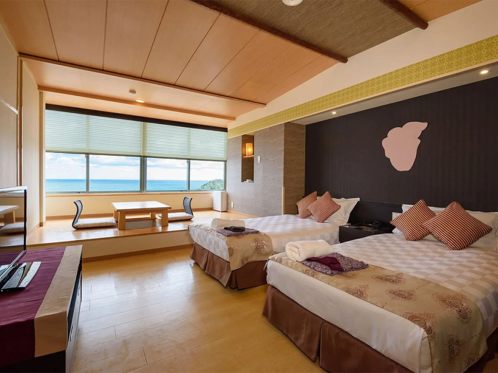 HOTEL CLOVER Fuuka
