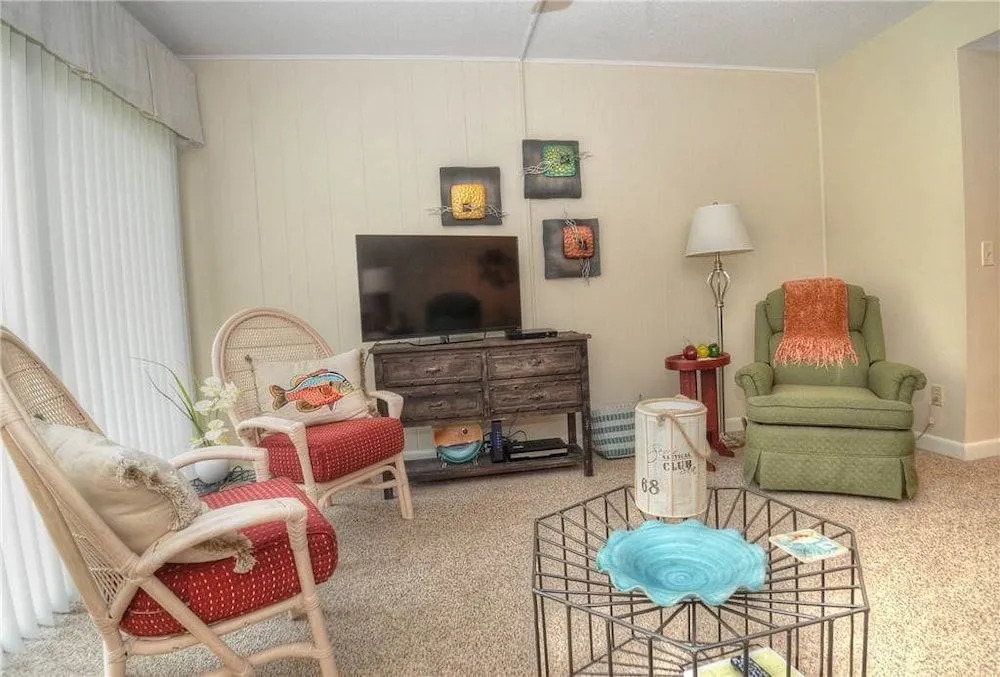 33 Hilton Head Cabana by RedAwning