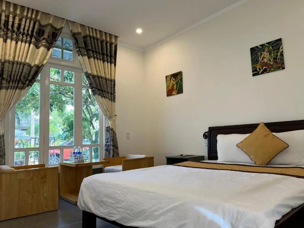 Khách sạn Hương Mê