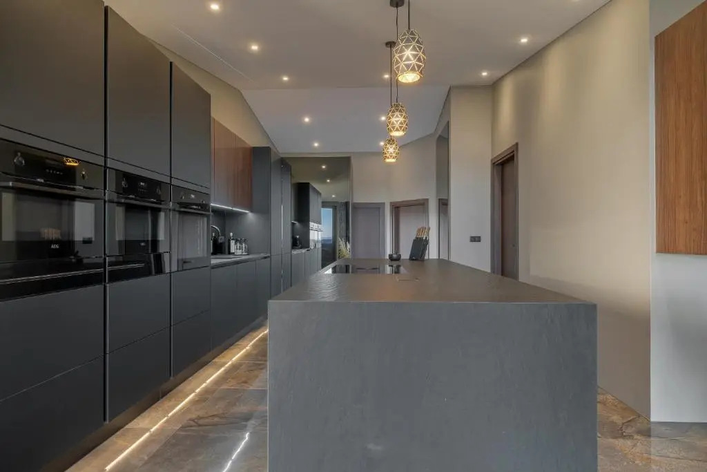 Bay View Apartments