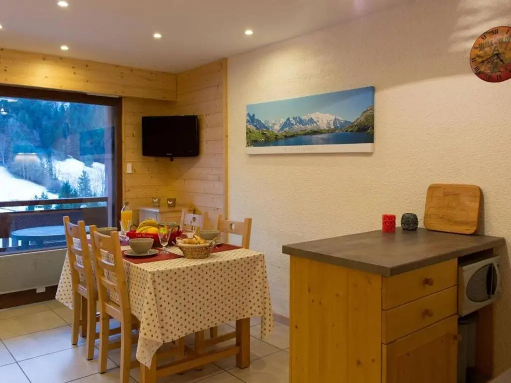 Appartement Le Grand-Bornand, 2 pièces, 6 personnes - FR-1-241-104
