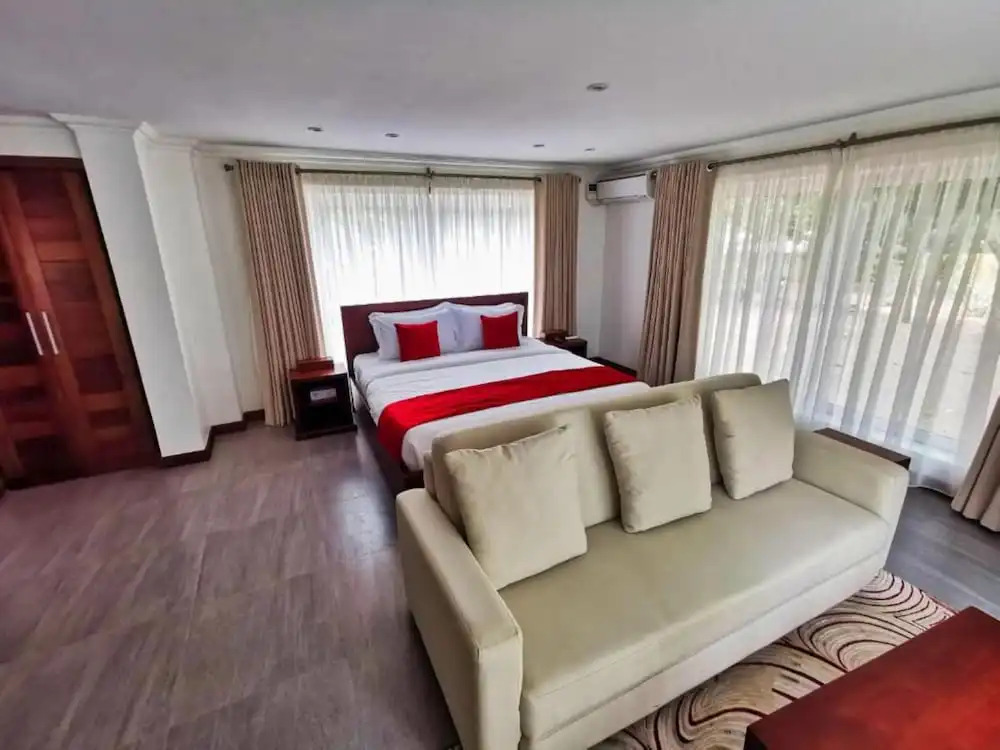 Searenity Beach Villa
