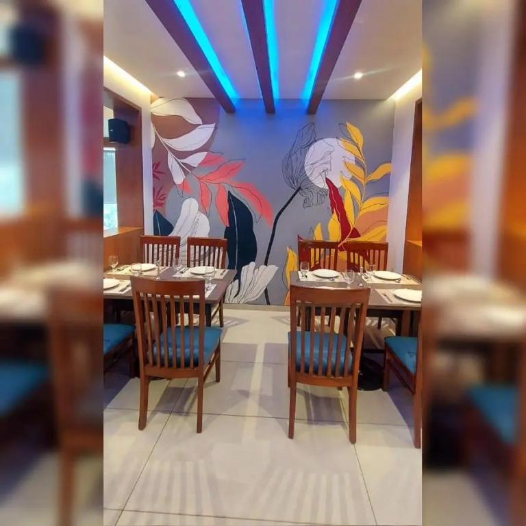 Hotel Red Chillee Restro
