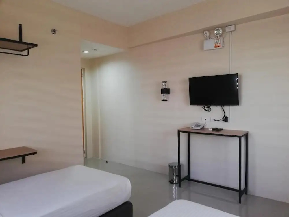 Eon Centennial Express Hotel