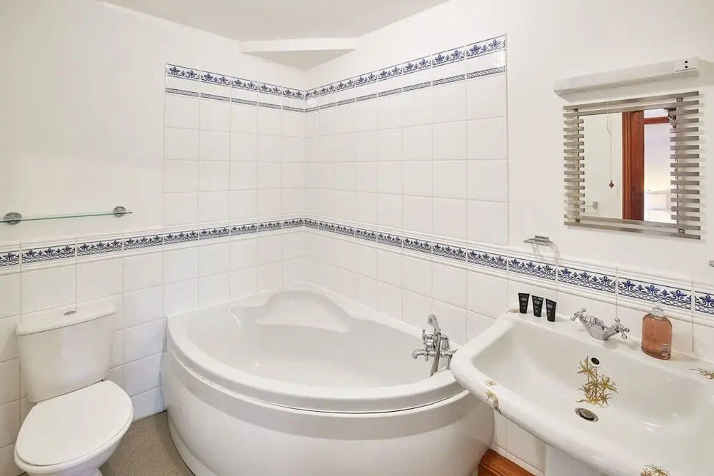 Host & Stay - The Arches Country House