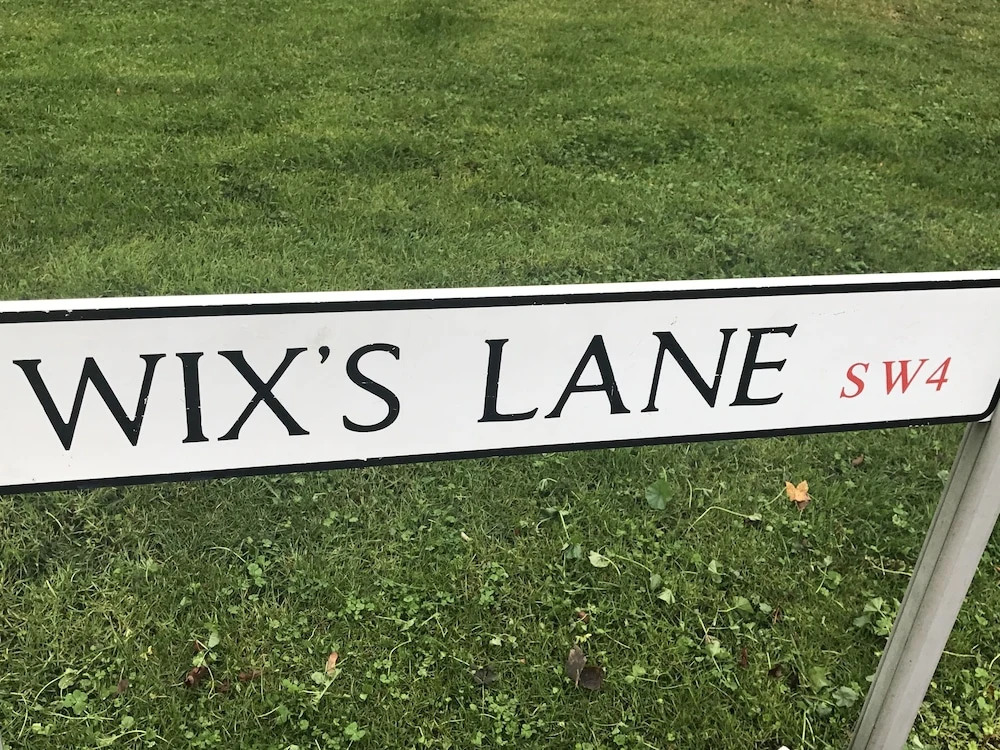 Wix's Lane 3 bed Apartment