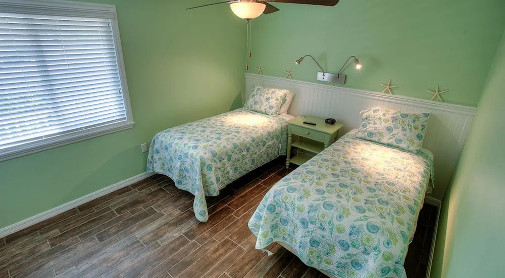 Whispering Whale Retreat Apartment 4