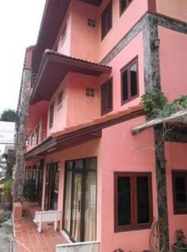 The W Guesthouse