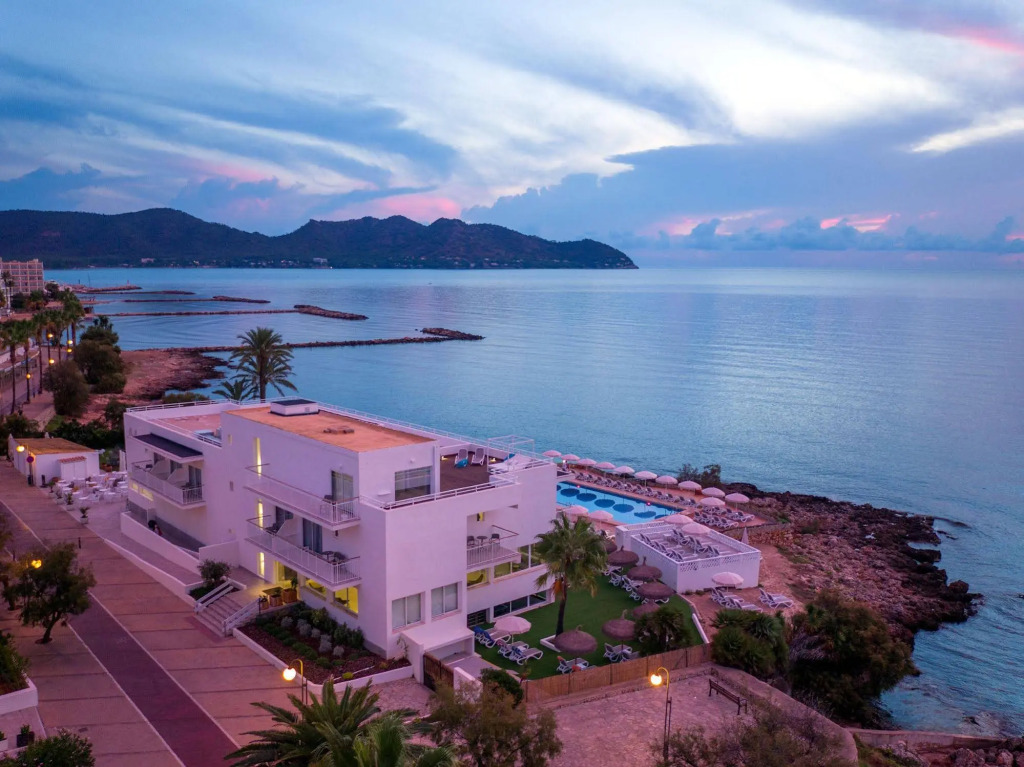 Hotel Atolon & Kaafu Beach Club