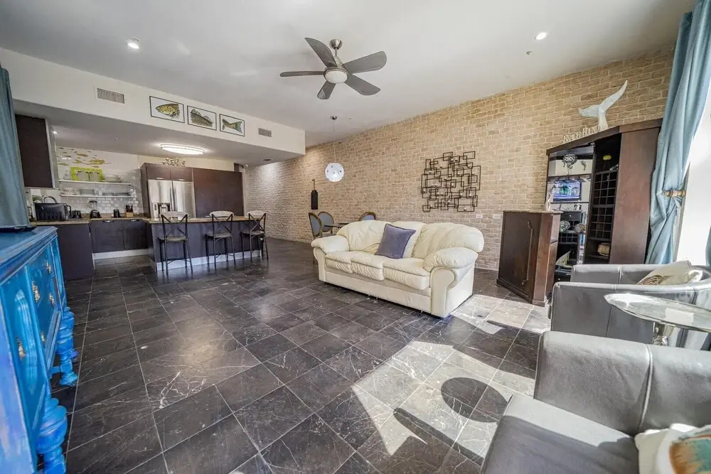 Private Pool 2 Story 1 Block to Beach 3 Bedroom Home by Redawning
