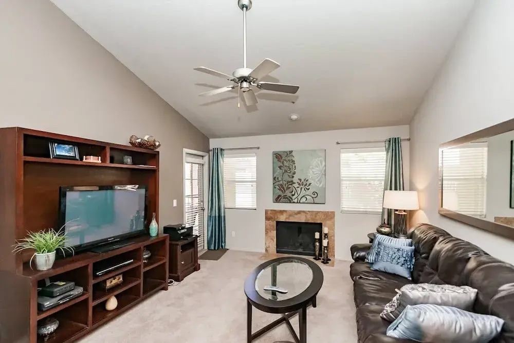 Gorgeous North Scottsdale 2 Bdrm Condo