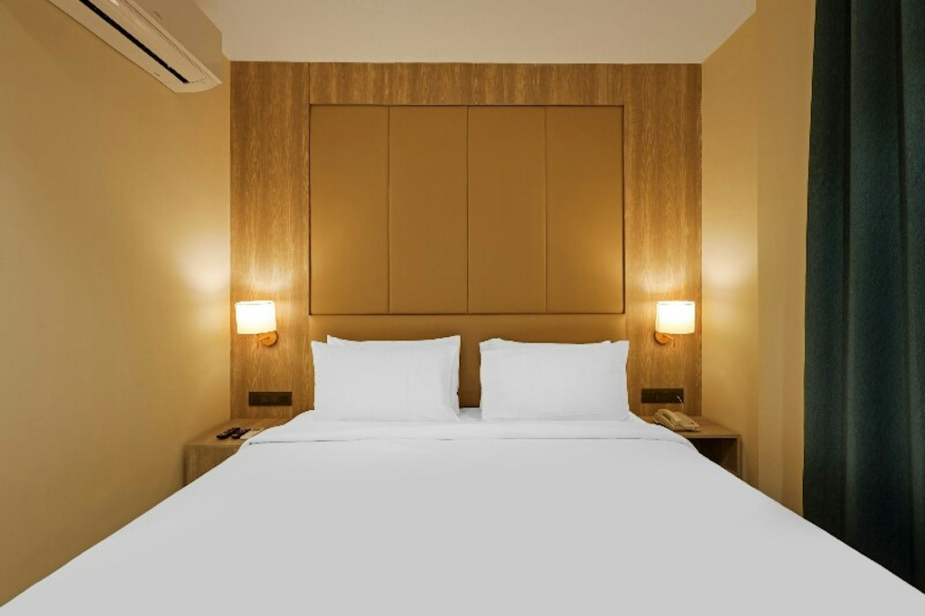 Sunday Hotel & Convention Centre by CheckIn, Vadodara