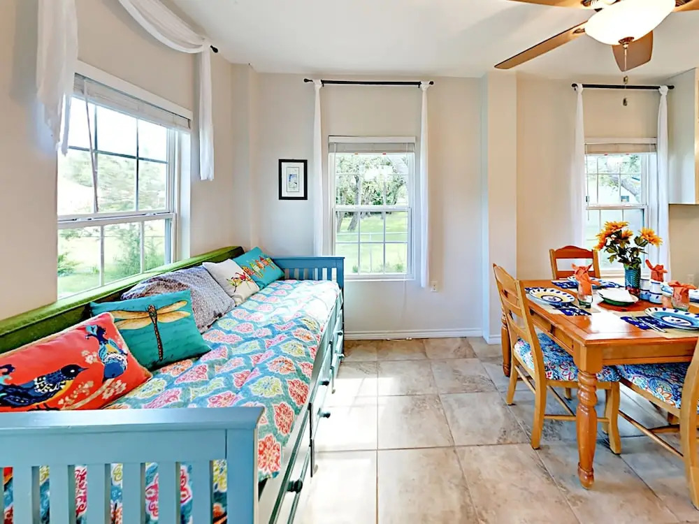 N Fuqua #156318 - Studio Home