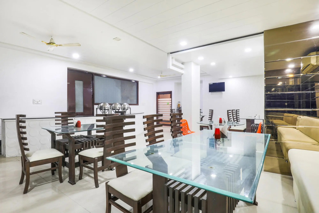 Hotel Corporate Inn