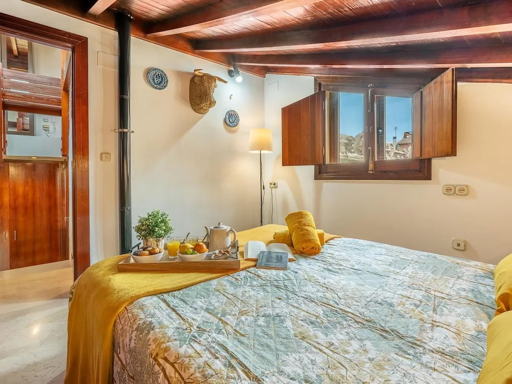 ChezmoiHomes Plaza Fortuny