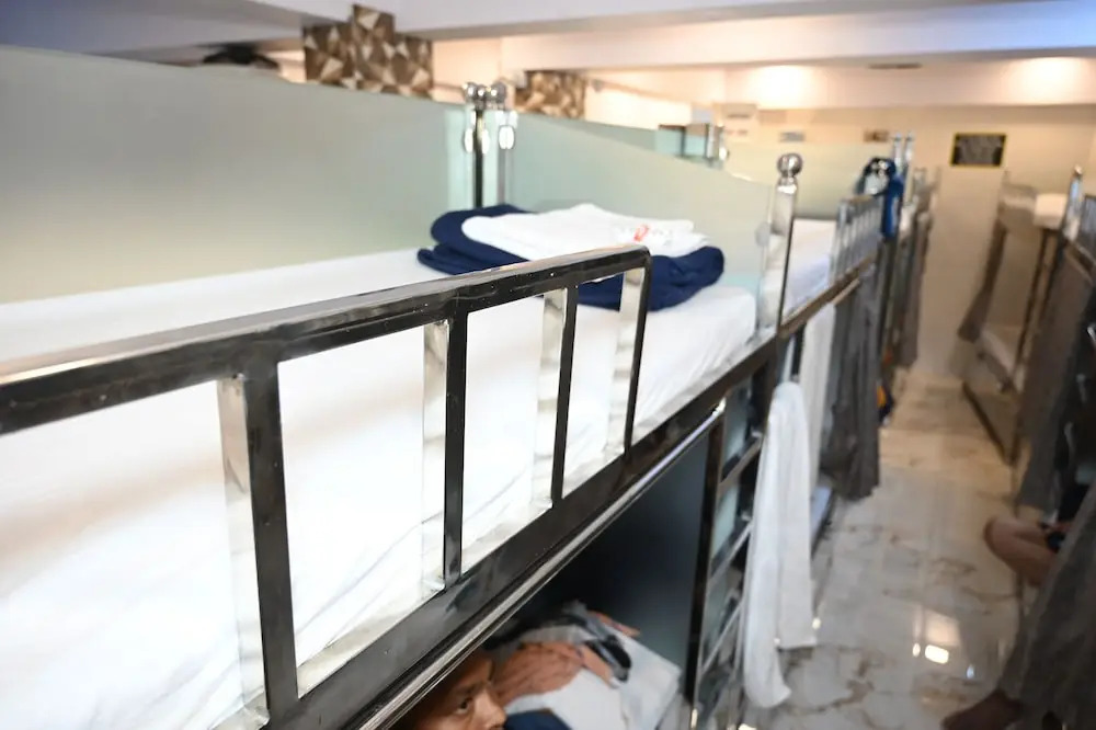 Sagar Dormitory Andheri - Nearest to Andheri Railway Station West