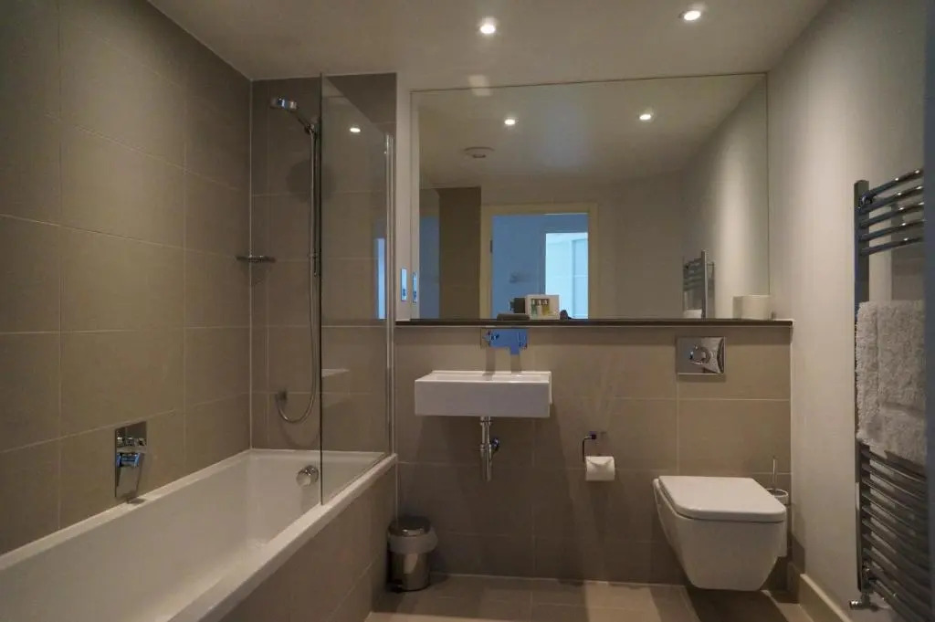 19 Ocean Gate