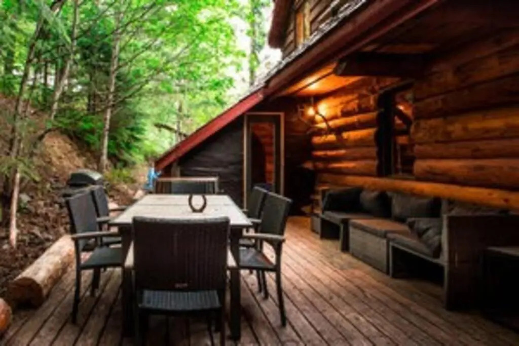 Sitka Alpine Log Cabin