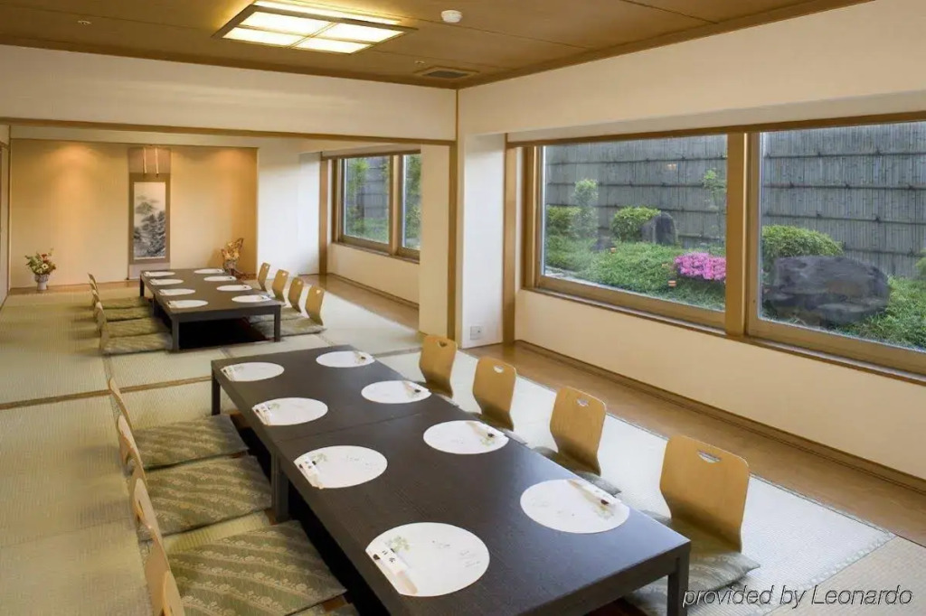 Kanku Izumiotsu Washington Hotel