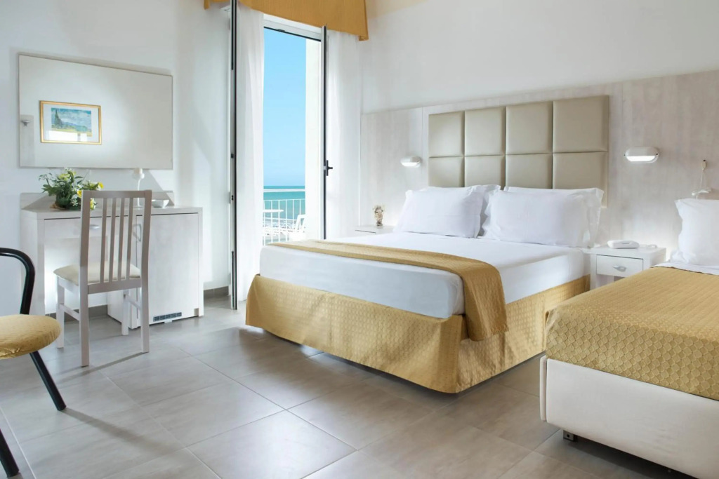 Hotel Vela dOro