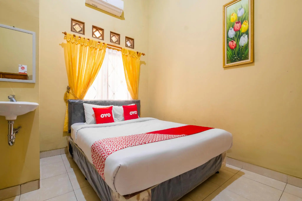RedDoorz Syariah at Bumi Eyang Enin Homestay Tasikmalaya