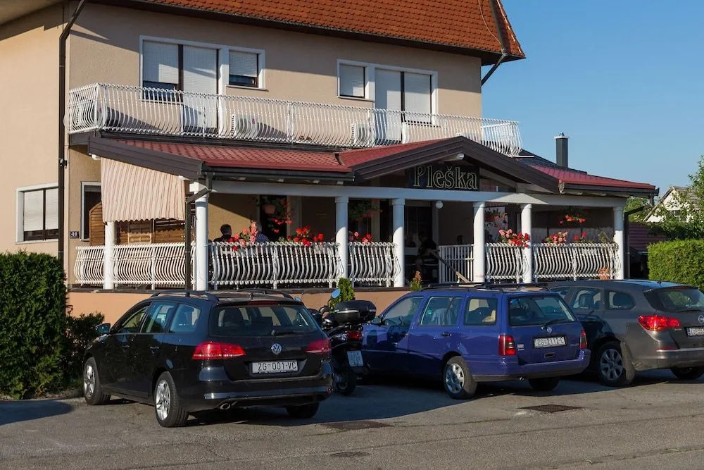 Rooms Pleška