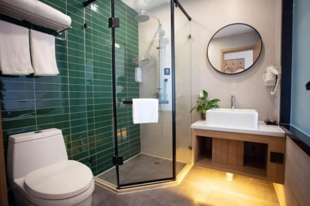 GreenTree Inn Express Shanghai Pudong Lingang New City Yunhan Road