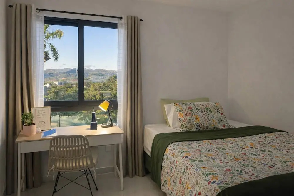Mountain and Pool Modern Apartment