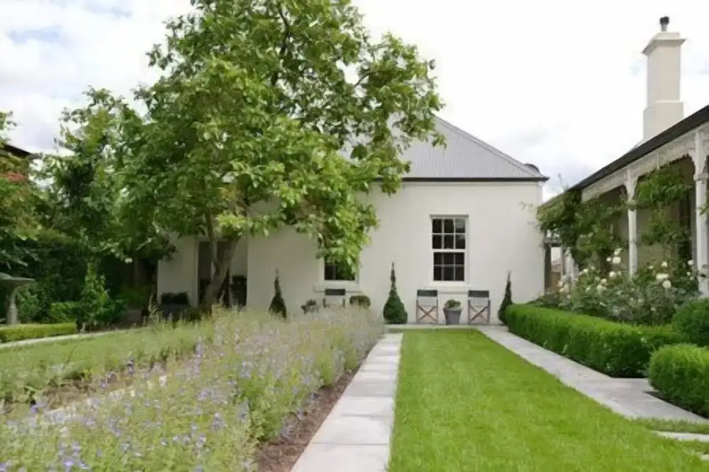 Camellia Cottage Bed & Breakfast
