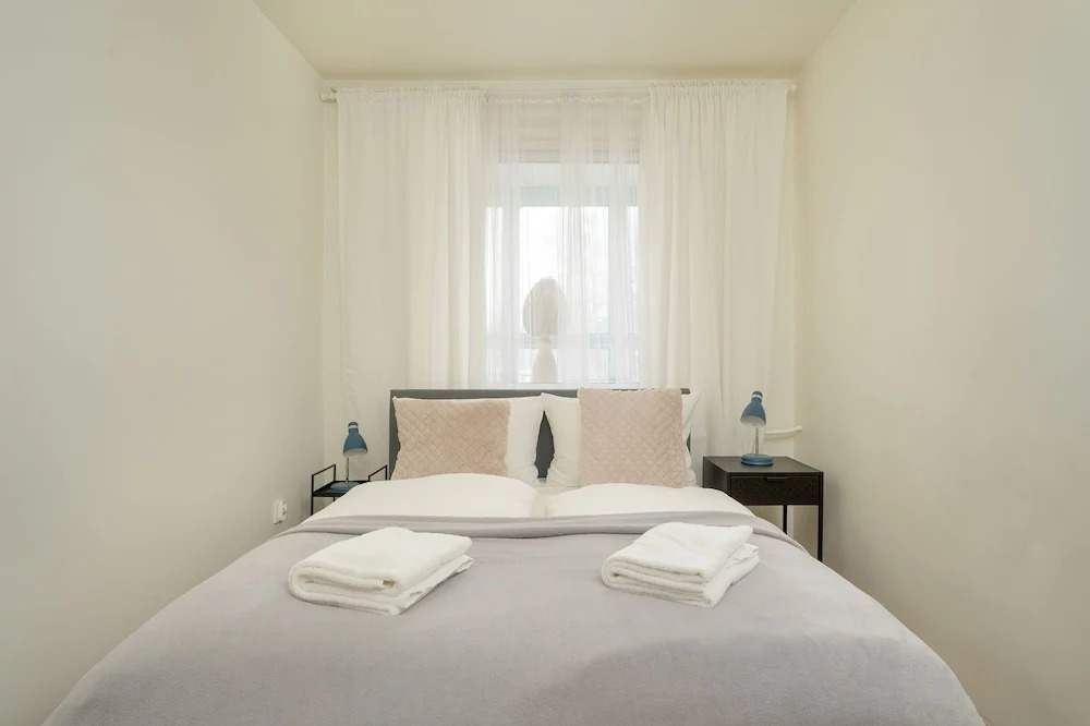 Charming Trzebnicka Apartment by Renters