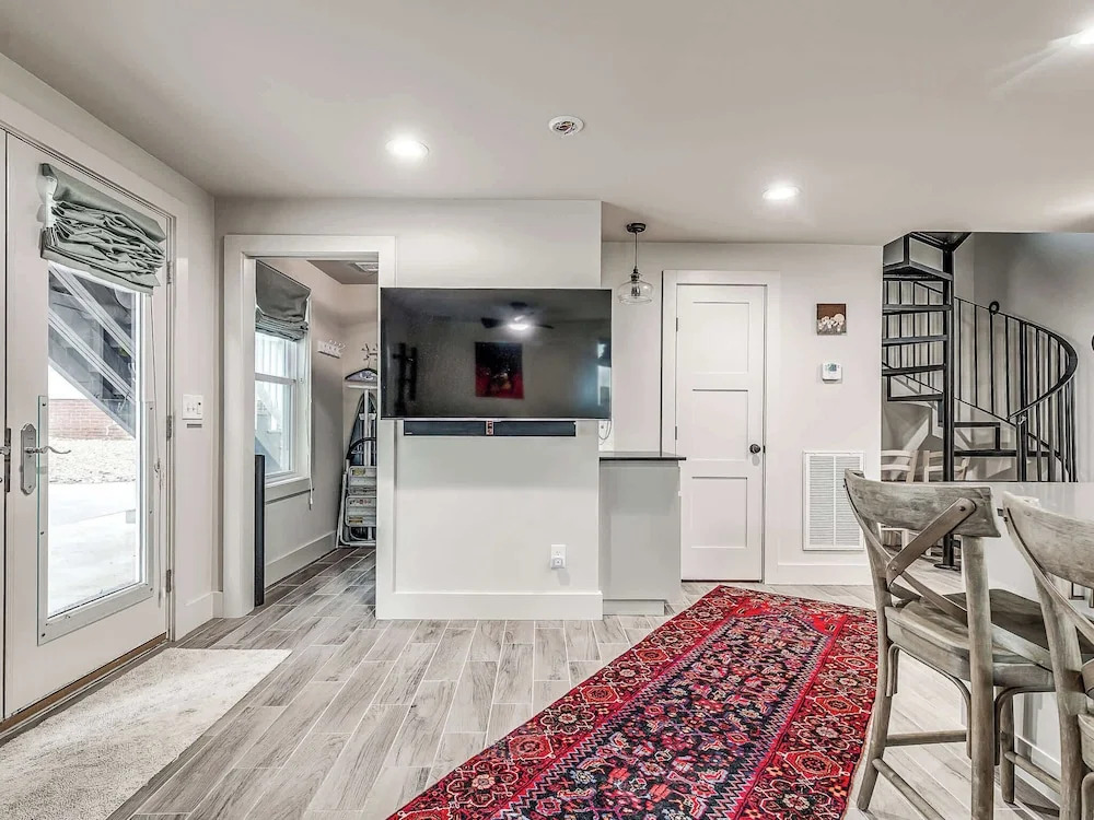 Cozy 1-bedroom Retreat in Tulsa
