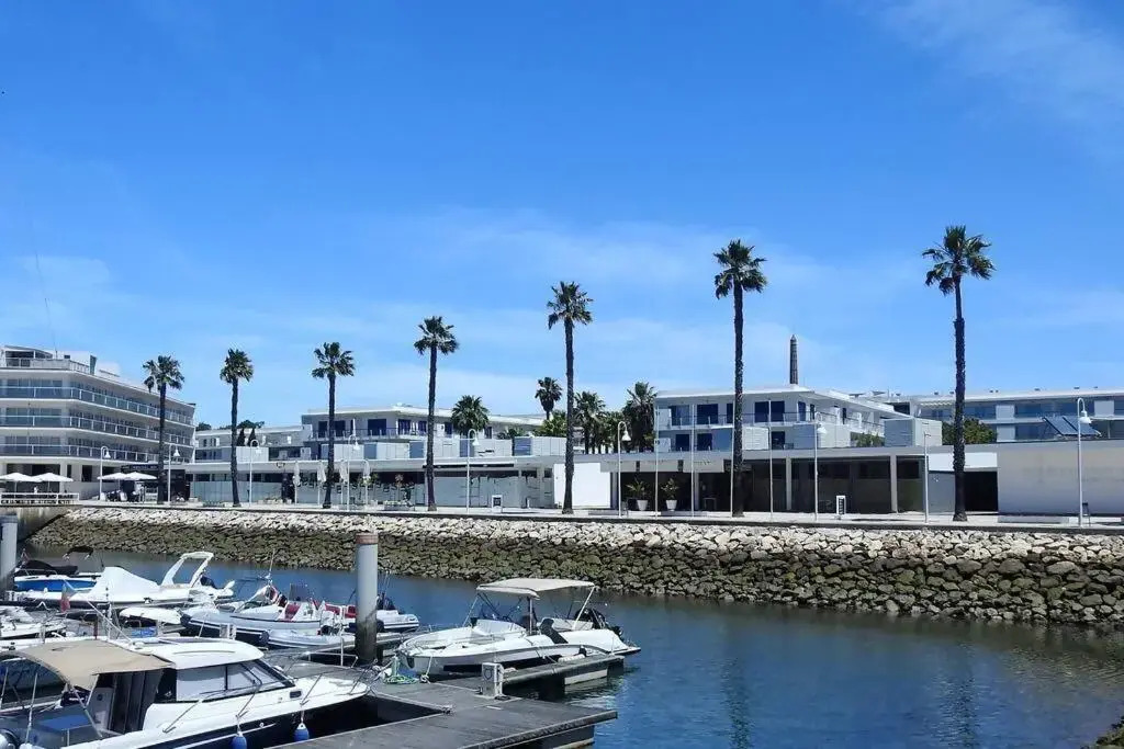 Kate´s place by Lagos Marina