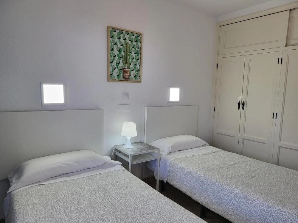 Las Camelias Apartments