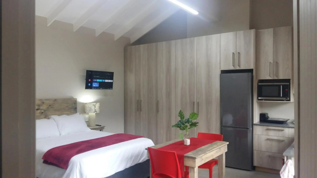 Studio 3 Churchill Lane Self catering accommodation
