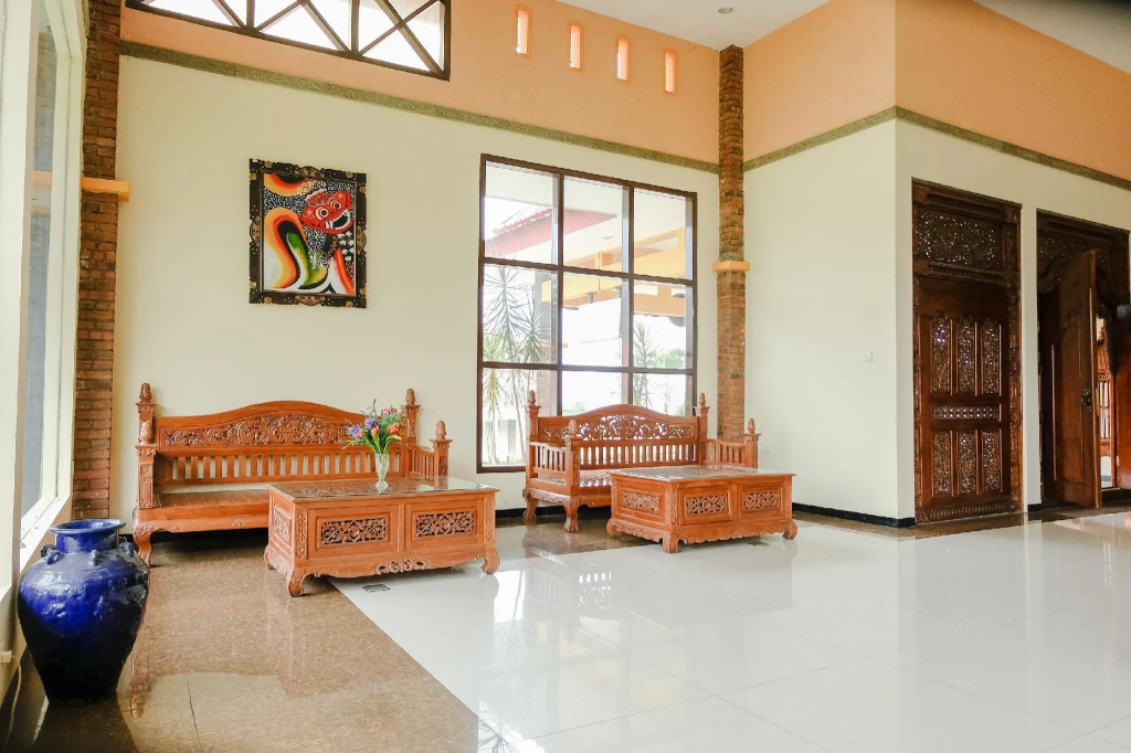 Capital O 892 Grand Pujon View Hotel And Resort