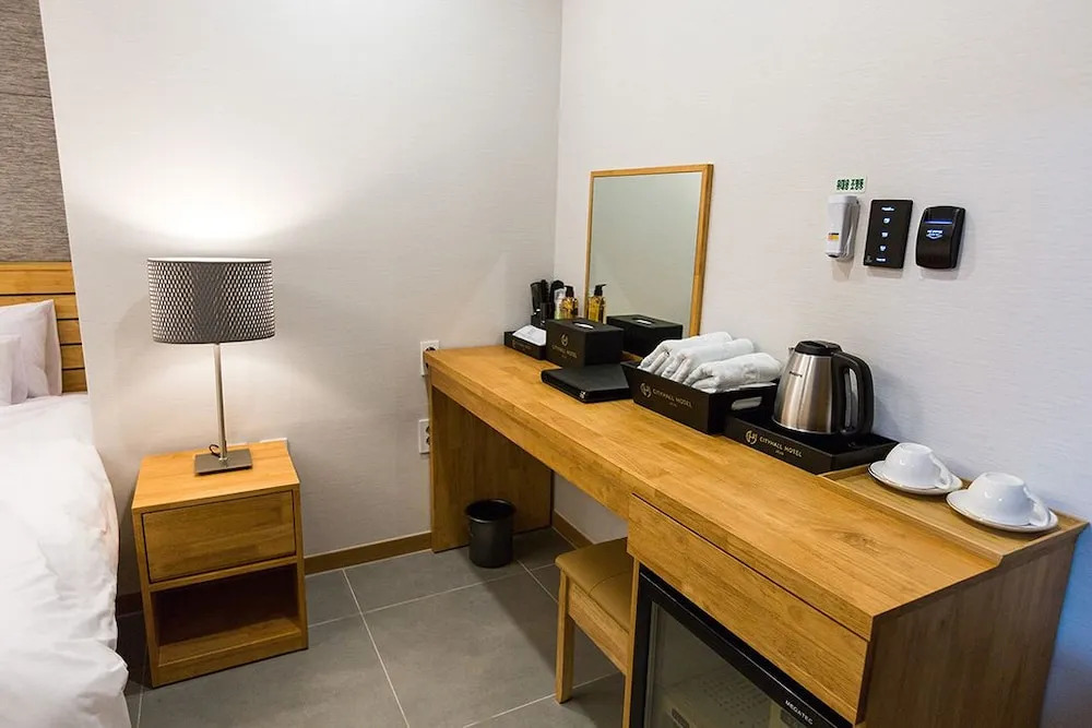 Cityhall Hotel Jeju