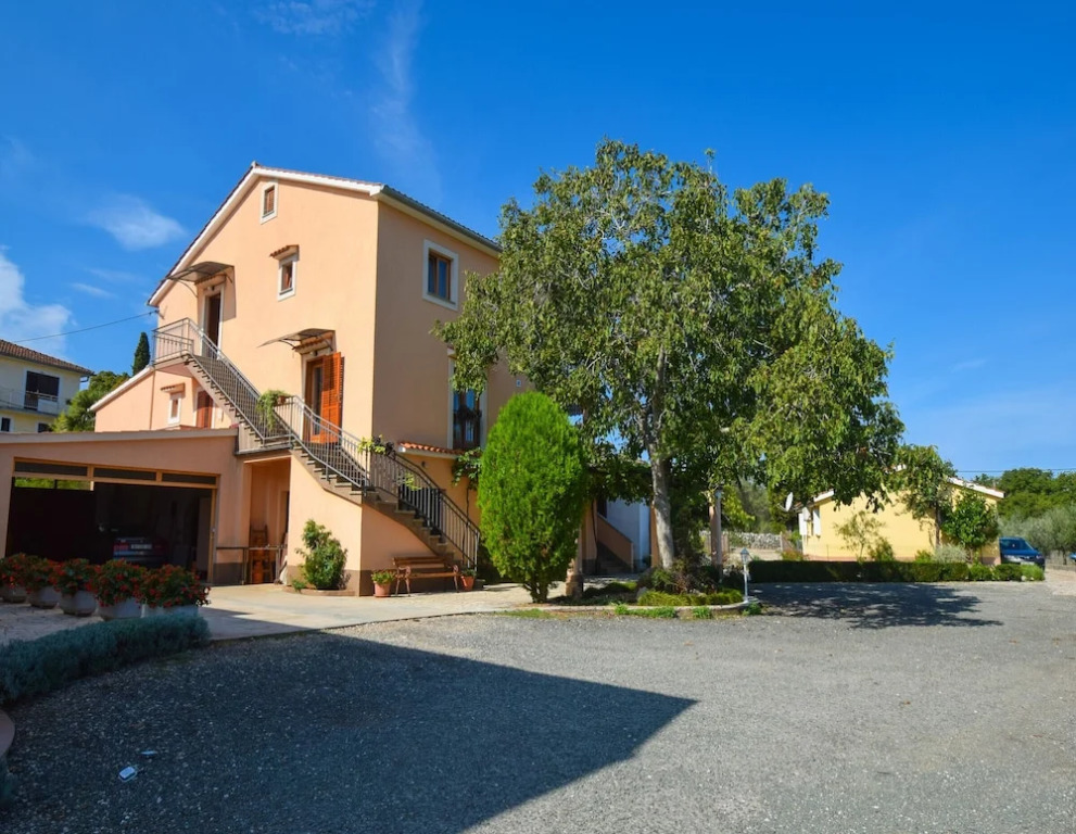 Apartments Anton D